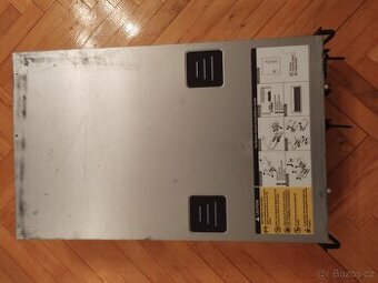 Mining rig Gigabyte s 6x AMD RX 570, 3x zdroj 1600W