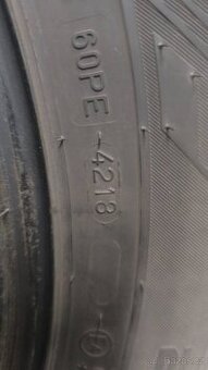 215/60R17C zimní pneu Nokian