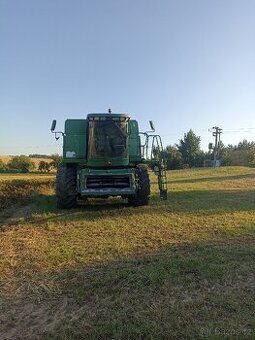 Prodám sklízecí mlátičku John Deere