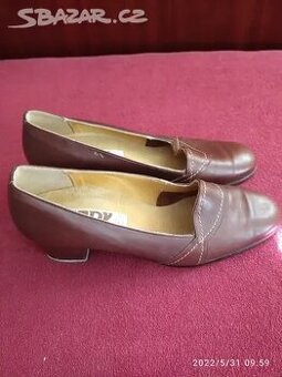 DÁMSKÉ POLOBOTKY - velmi pohodlné, vel. 39.