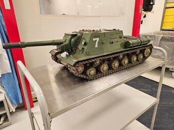 RC model ISU-152