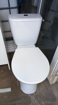 WC záchod a umyvadlo