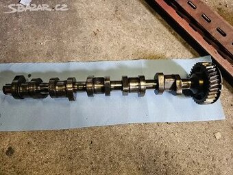 Vačka vačková hřídel 2.5 TDI VW T5 BNZ BPC