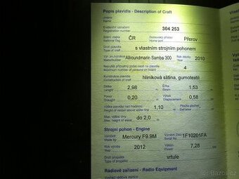 Motorový nafukovací člun