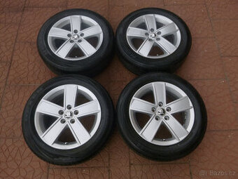 Letní alu originál Škoda Rapid / Fabia III 5x100 6Jx15 ET38