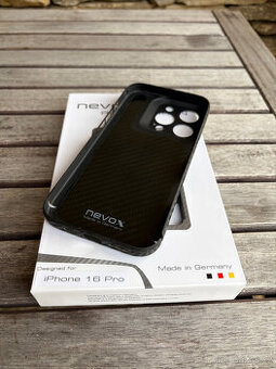 Carbon kryt pro Apple Iphone 16 PRO