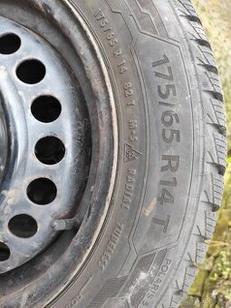 Zimní pneu Barum Polaris 5: 175/65 R14 82T i s disky