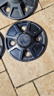 Škoda - středové kryty kol