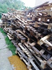 Dřevěné palety - 1