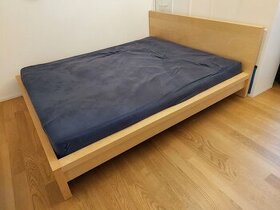 Ikea Malm dvojlůžko, 2 noční stolky