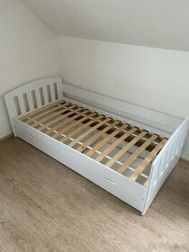 Dětská postel 180x80cm se zábranou a úložným šuplíkem