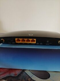 Bezdrátový router MR200