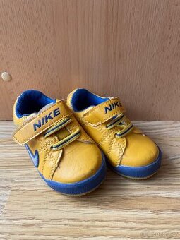 Dětské botičky Nike 20