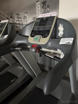 Profesionální běžecký pás Precor C954i