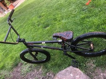 Freestyle BMX Mongoose legion l60 2019