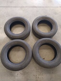 Michelin 215/65-16