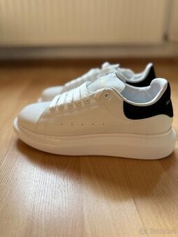 Alexander McQueen