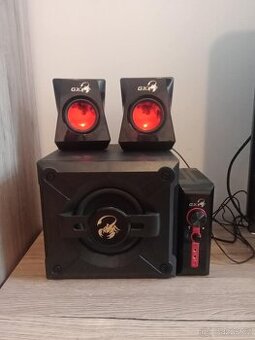 Genius repráky subofr a malí zesilovač