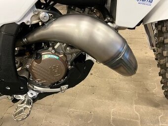 Husqvarna tc 125 factory racing koleno - 1