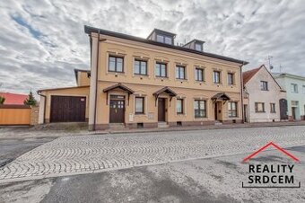 Pronájem podkrovního bytu 3+kk s šatnou, Náměstí, Paskov