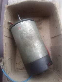 Škoda 100 100L 110L motůrek ventilátoru