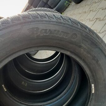215/60R16HXLBarum
