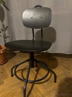 Otočná židle černá IKEA