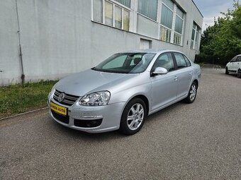 Volkswagen Jetta 1.6i
