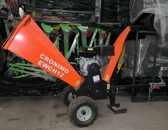 Benzínový Štěpkovač za malotraktor CR12 drtič větví