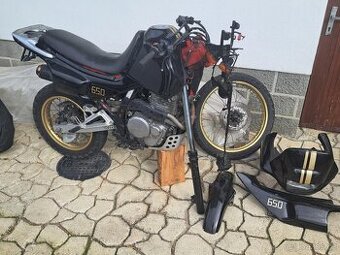 HONDA -DOMINATORA NX650