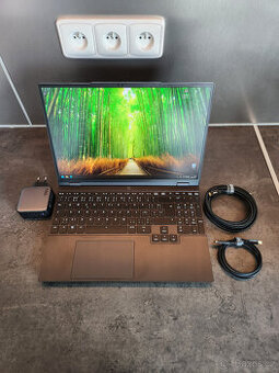 Prodám notebook XMG EVO 15 (M24) AMD Ryzen 7 - Win 11 Pro