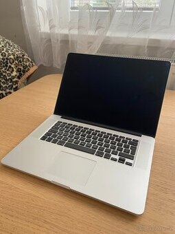 MacBook Pro Retina Mid 2012 - 1
