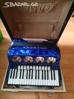 Prodám pěkný akordeon Delicia Carmen
