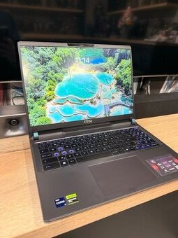 MSI Vector 16 HX A14VGG (i9-14900HX / RTX 4070 / 32 GB / 1 T