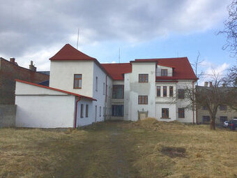 Prodej činžovního domu se 12 BJ,673 m²,ul. Kollárova,Cvikov