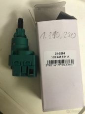 Spínač brzdového světla