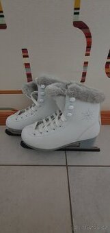 Dívčí brusle 33/24
