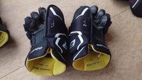 Hokejove rukavice Bauer Supreme S29, vel. Int. 11'' (28cm)