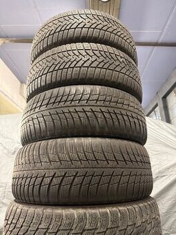 prodám zimní 225/45/18 a 245/40/18 Nexen