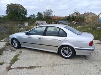 BMW 530D + LPG E39 na díly nebo přestavbu