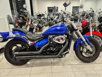 17000 km suzuki M 800 vance hines 2009