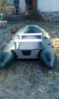 Člun Boat 007.délka 290cm.