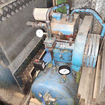 Kompresor Orlík 2DSK-75 - 1