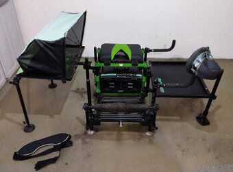 Závodní bedna Maver s příslušenstvím - 1