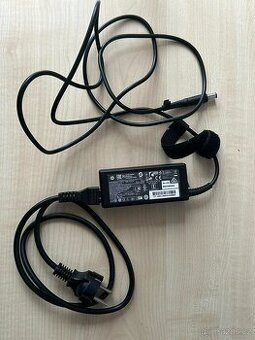 Originální nabíječka HP 65W