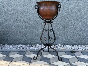 Starý stojan s květináčem kované železo a měď - 1