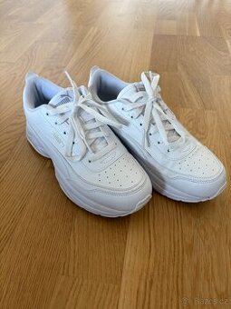 Bílé boty Puma 38