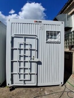 Použitá sanitární buňka - WC a sprchy, sanitární kontejner