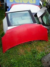 Renault Kangoo od 2009- kapota,pravý blatnik