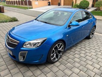 Opel Insignia OPC